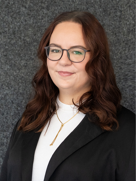 Frau Sandra Schnellbögl